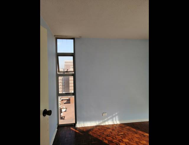 2.5 BEDROOM APARTMENT TO LET IN SOUTH BEACH